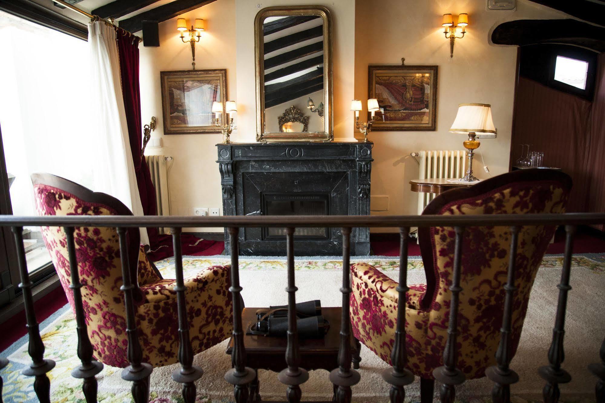 Hotel Palacio De La Pena Cantabria Ajo Extérieur photo